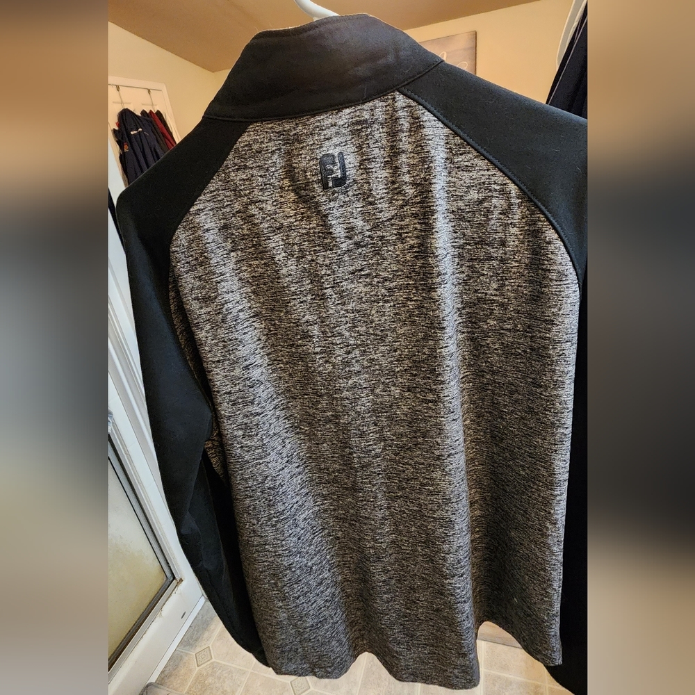 FootJoy Jacket - Picture 2 of 3